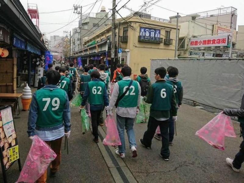 お花見コラボそうじ画像