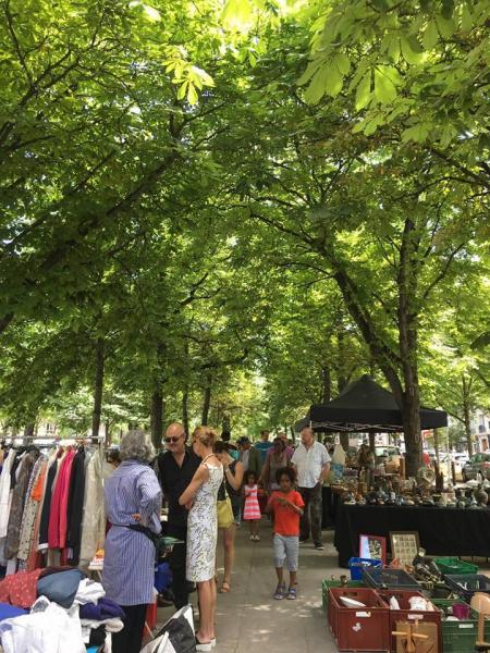 選挙とフリーマーケットとお掃除と画像