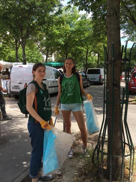 選挙とフリーマーケットとお掃除と画像