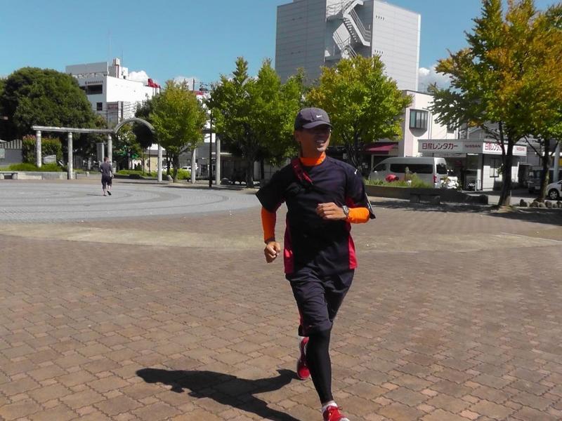 丘の上でのんびり画像