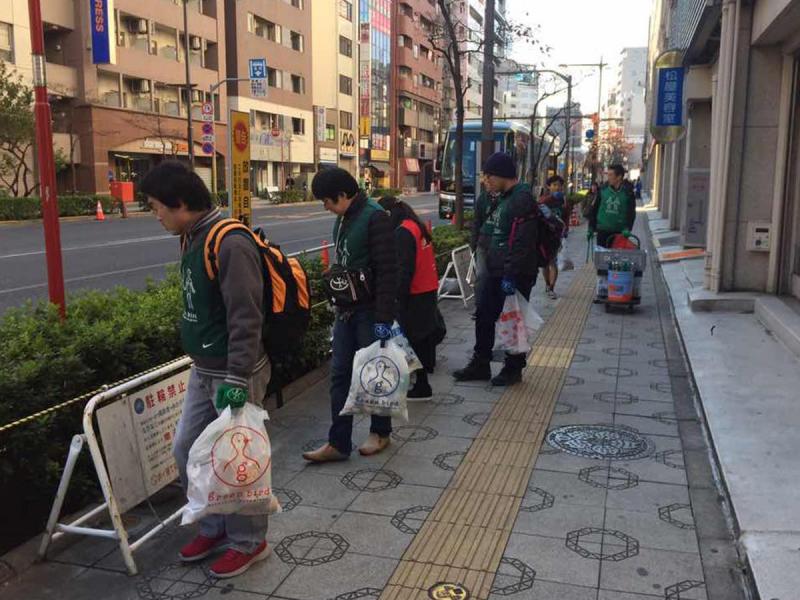 【サンデー浅草そうじ】第3回　雷門～東武浅草駅～伝法院通り画像