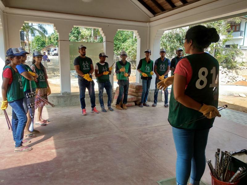 新年の初めてのゴミ拾い活動画像