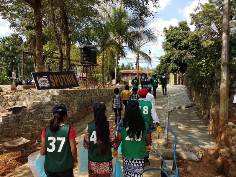 新年の初めてのゴミ拾い活動画像