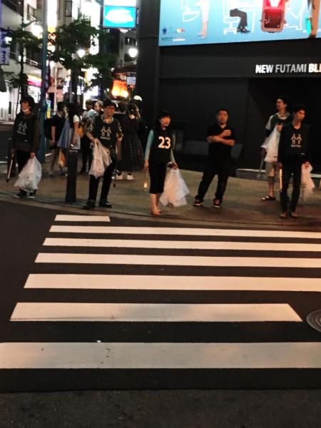 晴天の新宿2丁目画像