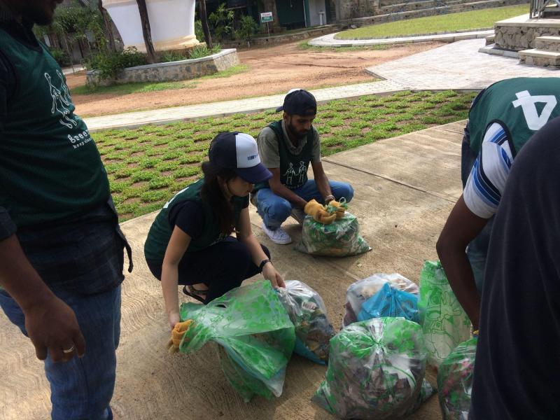 Green bird trash picking event- May画像