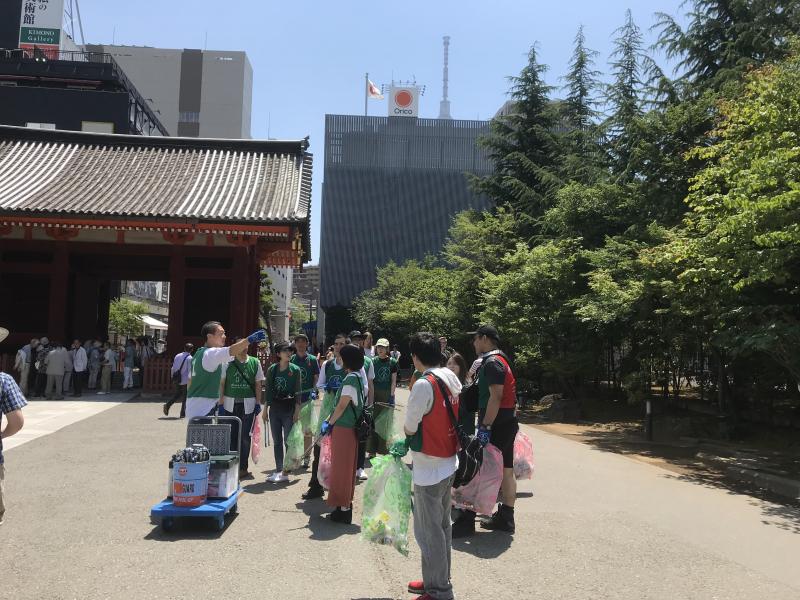 【サンデー浅草そうじ】第36回 ごみゼロ‼　馬道通り～浅草寺～国際通り画像