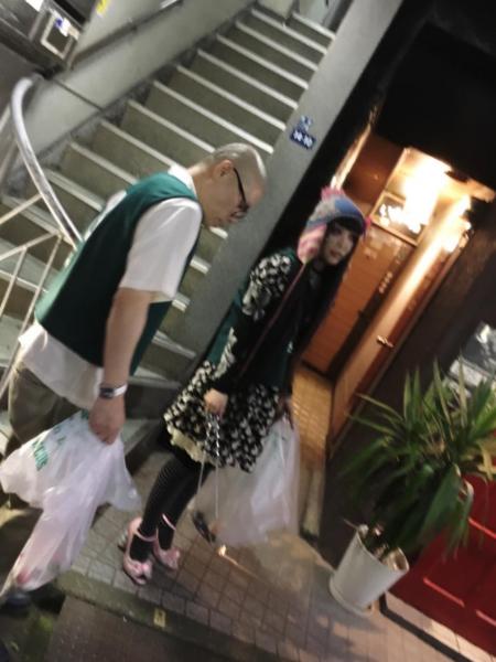 梅雨の晴れ間の、新宿2丁目画像