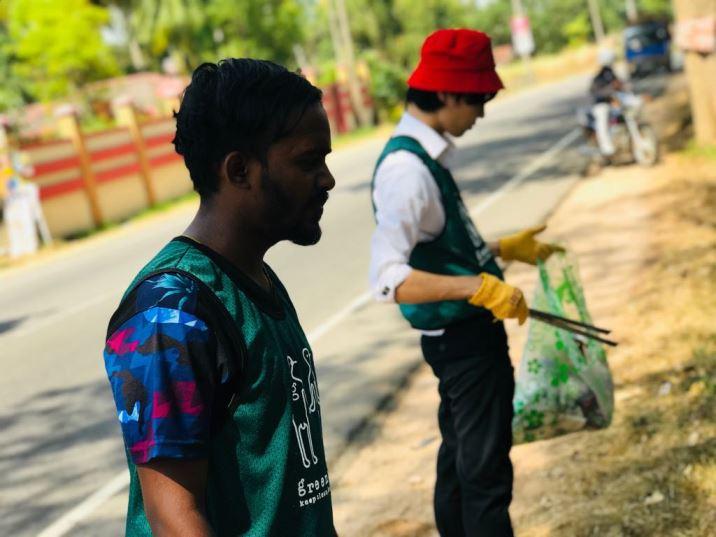 自然を守ろう～9月のゴミ拾い活動画像