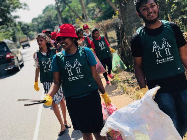 自然を守ろう～9月のゴミ拾い活動画像