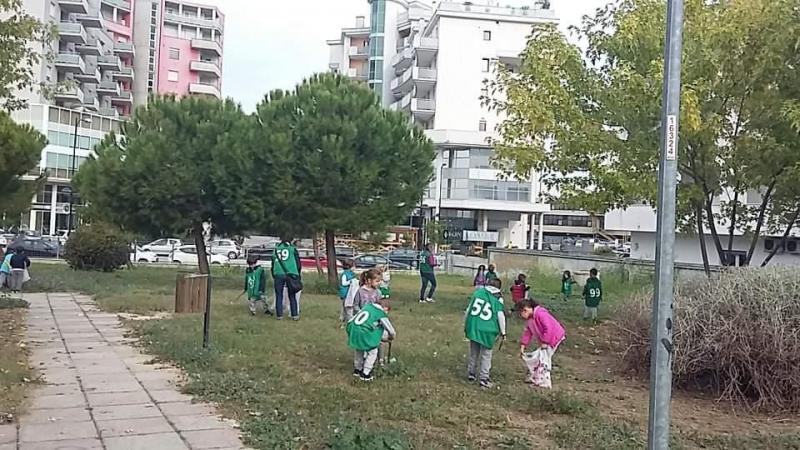 幼稚園の園児たちと！Parco Giovanni Falcone e Paolo Borsellino- ジョバンニ ファルコーネ&bull;パオロ ボルセッリーノ公園画像