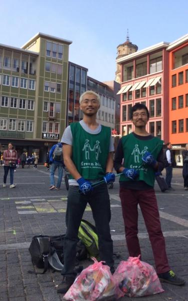 ８回目、二人でのゴミ拾い画像