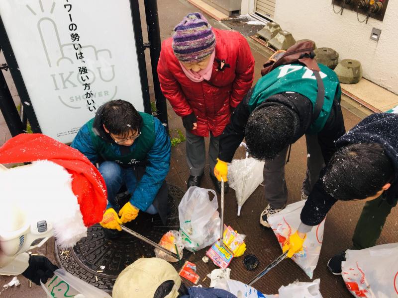 降ったりやんだり画像