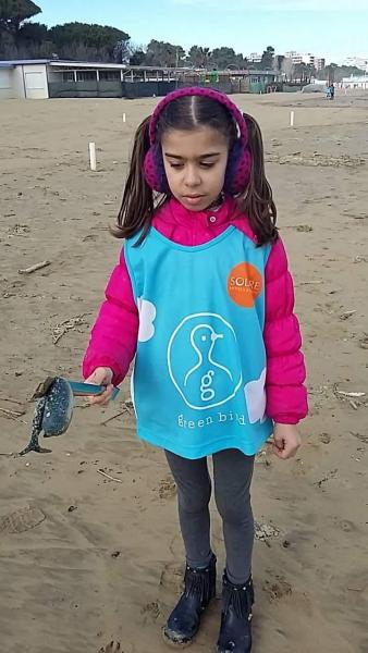 海でお掃除。画像