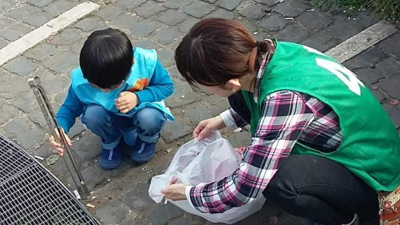 green bird a Roma!ローマでお掃除！！画像