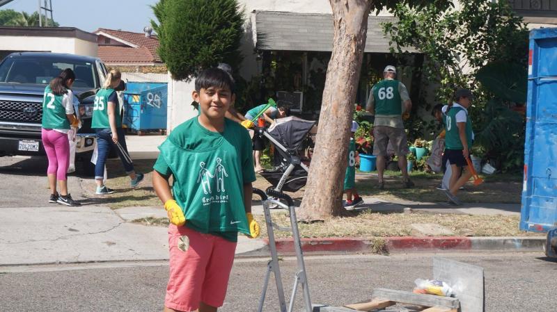 Green Bird ANNA DRIVE Neighborhood Cleanup!画像