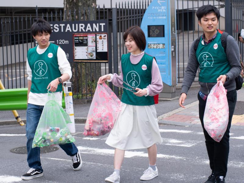 朝から快感♫ 表参道お掃除！画像