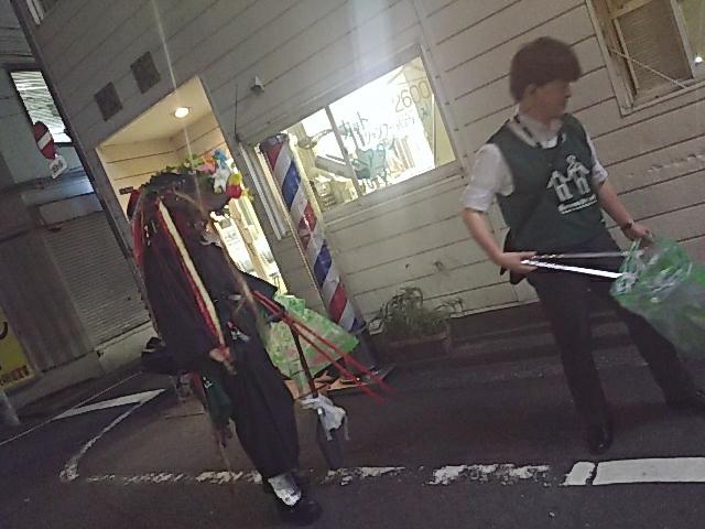 梅雨ときどき晴れ、新宿二丁目おそうじ画像