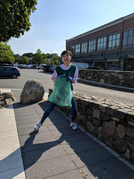 People in Porter Square - MBTA Clean up!画像
