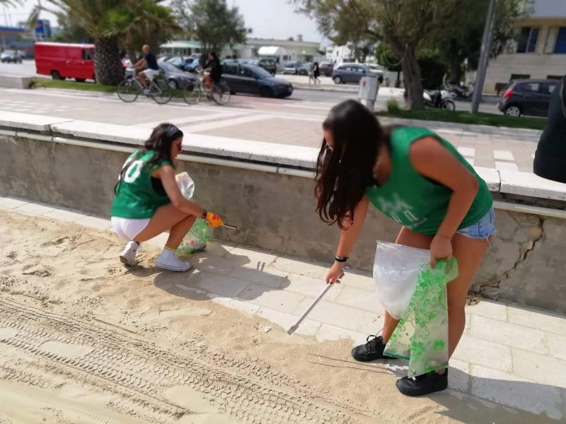 海洋保護団体"Parley"とコラボお掃除！画像