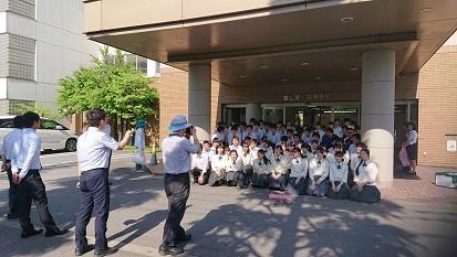 富山第一高等学校生徒会とのコラボそうじ画像