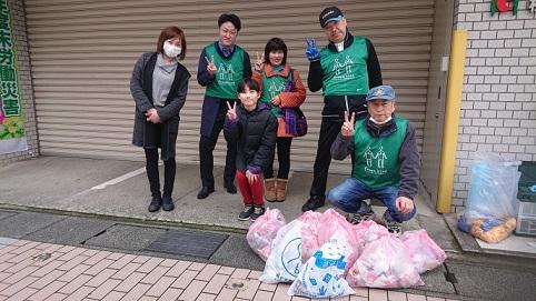 富山駅前そうじ画像
