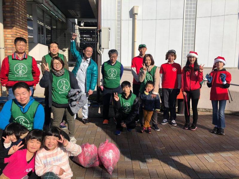 クリスマスカラーパトランコラボゴミ拾い！画像