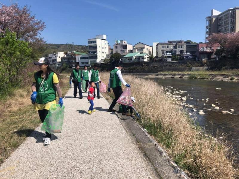 14birdsで元気にお掃除！画像