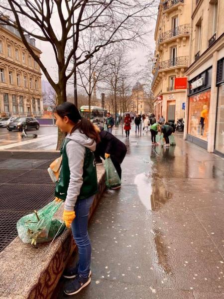 雨と雨の間に画像