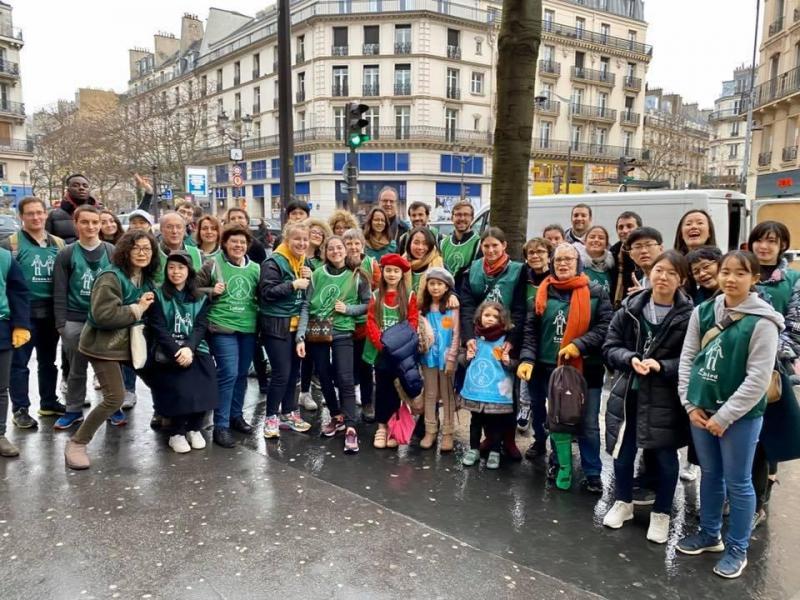 雨と雨の間に画像