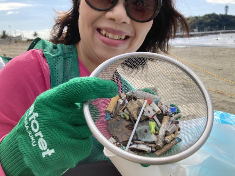 マイクロプラスチック拾うのって楽しい！画像