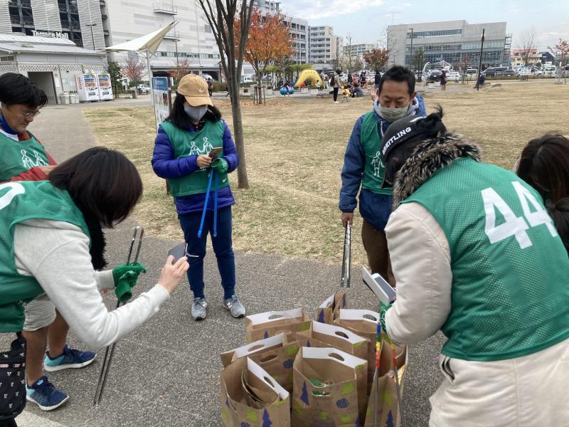 12月の街ゴミ拾いは子ども達が大活躍！画像