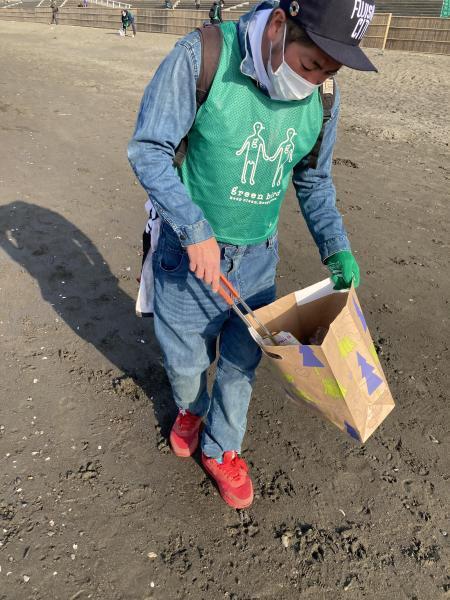 今日はマイクロプラスチックよりもガラス片画像