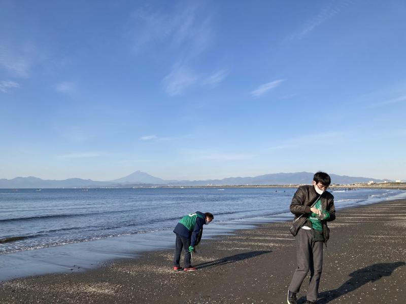 今日はマイクロプラスチックよりもガラス片画像