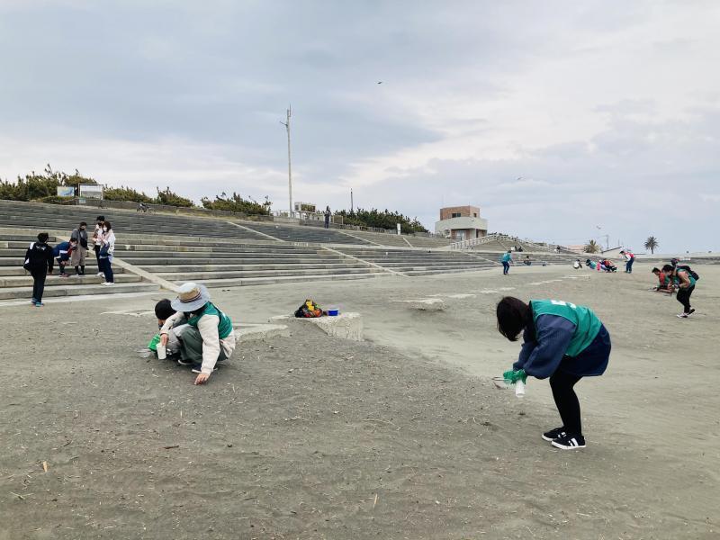 江の島でマイクロプラスチックビーチクリーン！画像
