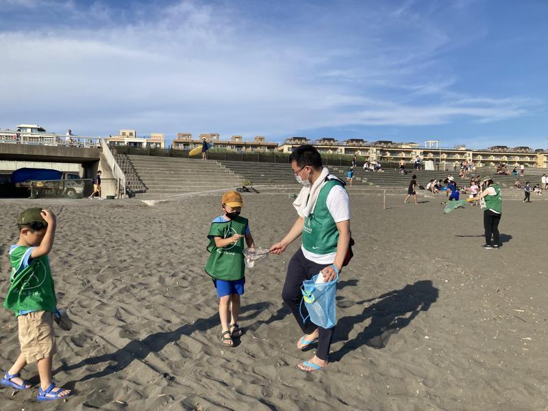 渋谷チーム&times;辻堂チーム　江ノ島片瀬西浜サンセットビーチクリーン！画像