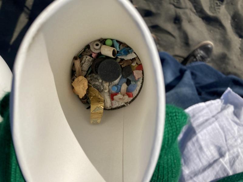 渋谷チーム&times;辻堂チーム　江ノ島片瀬西浜サンセットビーチクリーン！画像