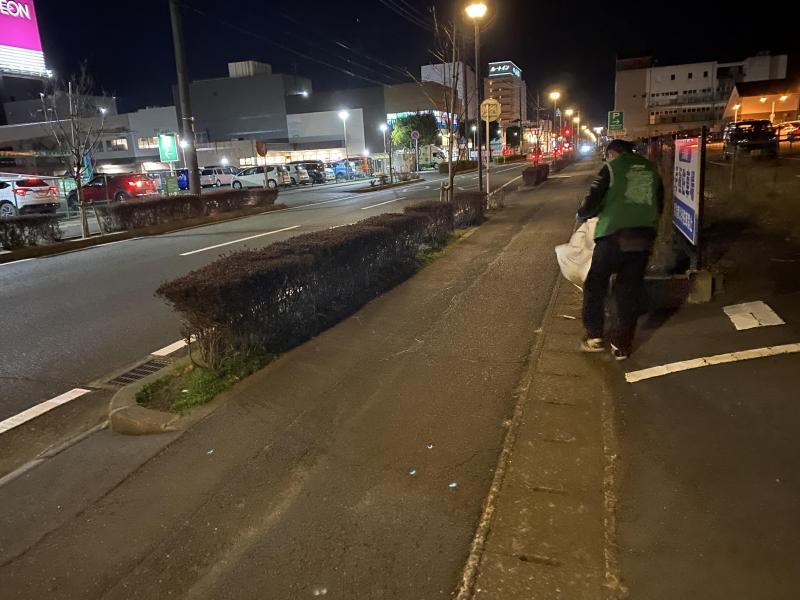 いつかコラボしたい！ゾロ像が来る公園で！画像
