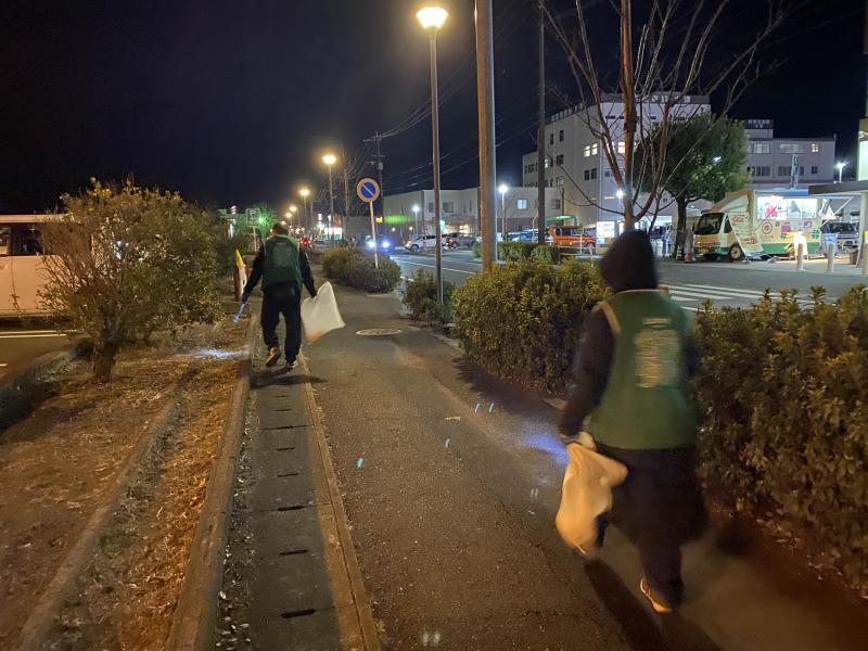 いつかコラボしたい！ゾロ像が来る公園で！画像