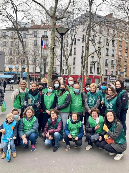 新トング&ゴミ袋がパリデビュー☆画像