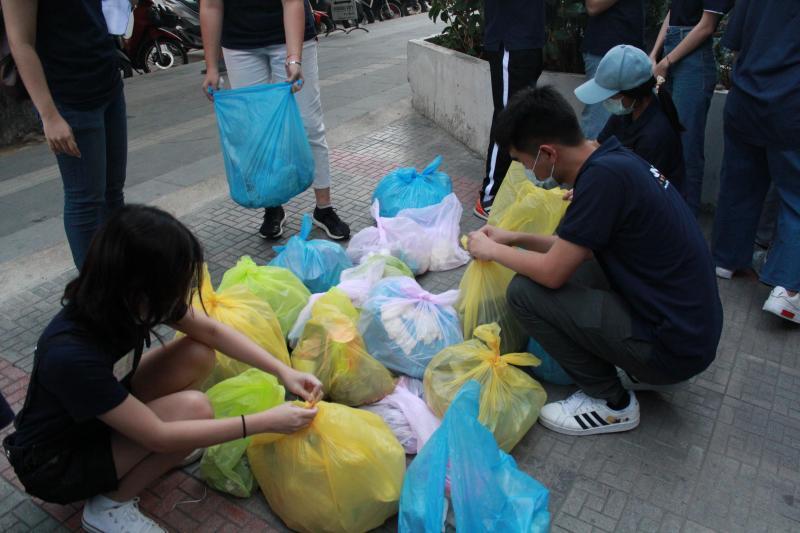 FIRST Time of Green Bird in Bangkok!画像