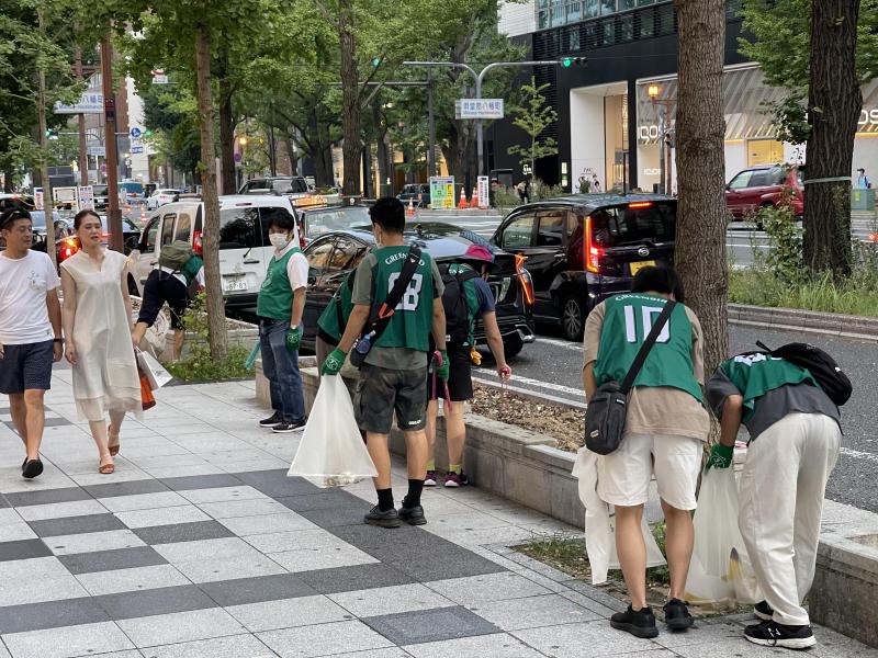 お盆も夜そうじ画像