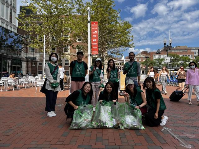 ハーバードスクエアお掃除