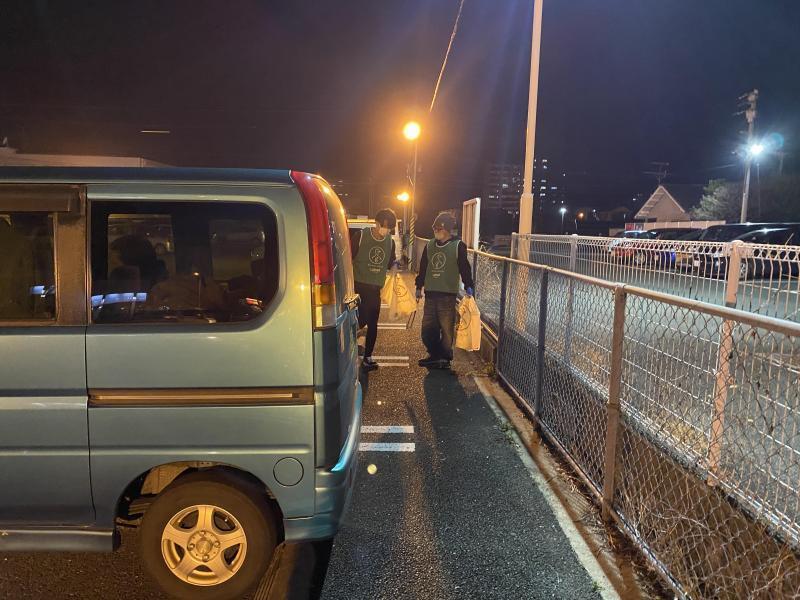 賑やか賑やか掃除画像