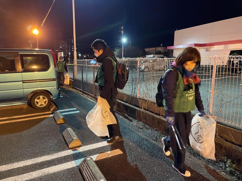 賑やか賑やか掃除画像