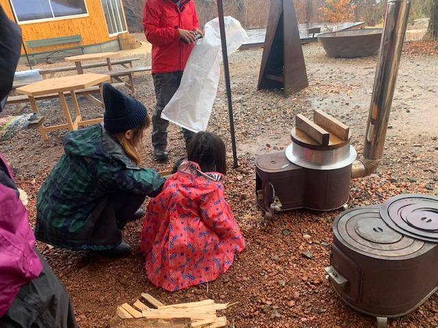 南信州チーム　森での活動　羽釜ご飯画像