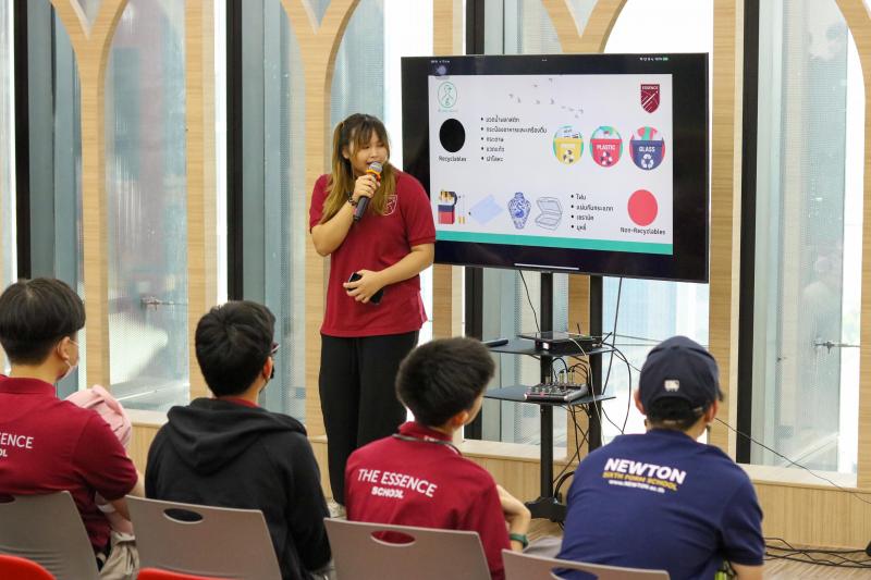 8th Green Bird Bangkok画像