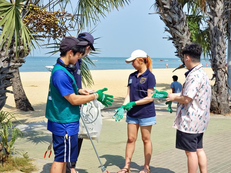 Green Bird Bangkok X The Newton Sixth Form School (Beach clean-up)画像