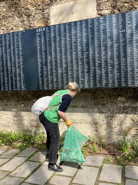 ペール・ラシェーズ墓地画像
