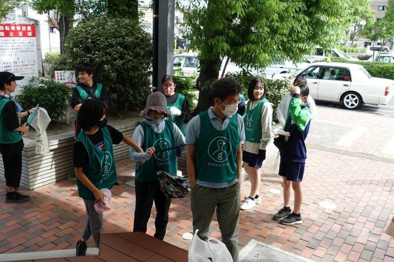 大牟田駅前お掃除画像