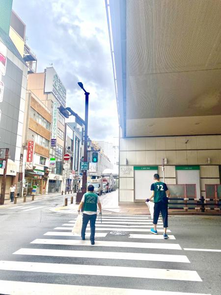 福岡天神　雨だったけど3人で頑張りました☆朝そうじ画像